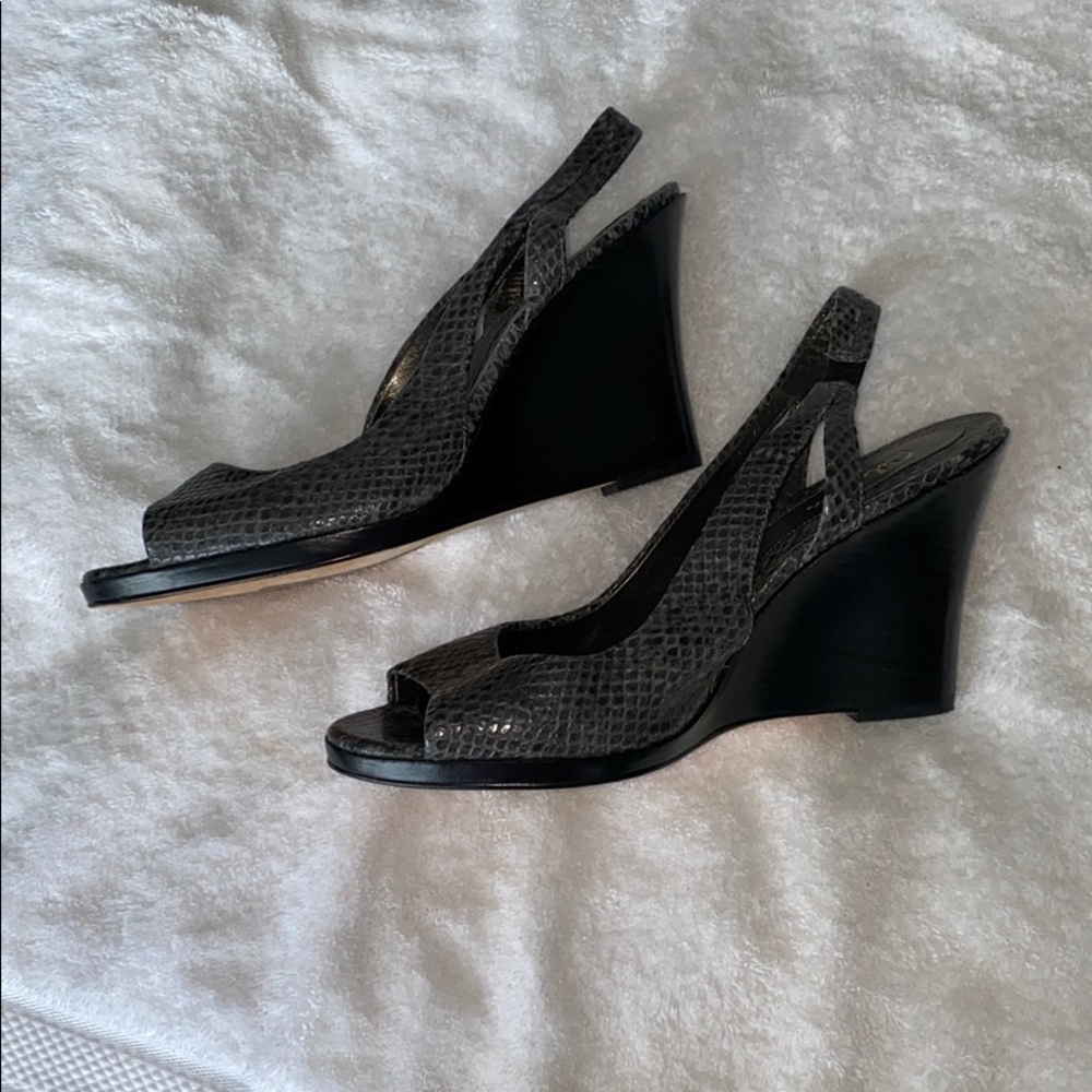 Cole Haan Peep Open Toe Wedge Sandals SIZE 9.5